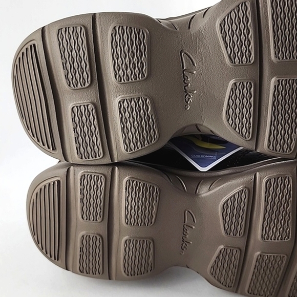 Clarks Men's Bradley Cove Brown Pebbled Leather Cut Out Upper Shoes Size 8M - Picture 10 of 16